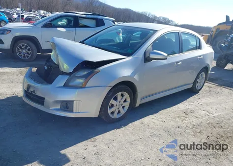 2010 Nissan Sentra 2.0Sr z USA, uszkodzony, nr VIN 3N1AB6AP7AL656572